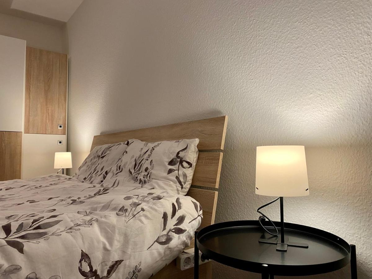 Marienhaus Apartment - Zentral, Parken, Netflix, Kontaktloses Einchecken ヴッパータール エクステリア 写真