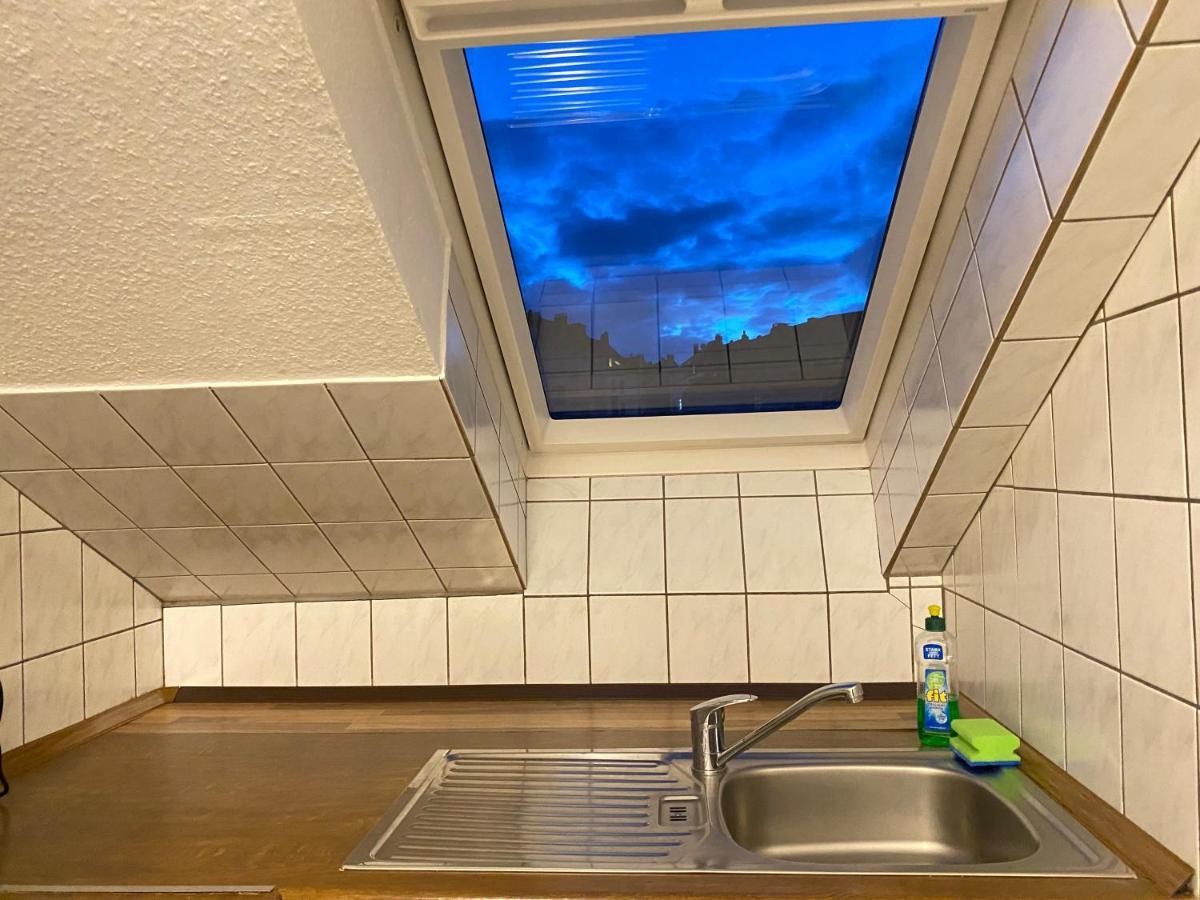 Marienhaus Apartment - Zentral, Parken, Netflix, Kontaktloses Einchecken ヴッパータール エクステリア 写真