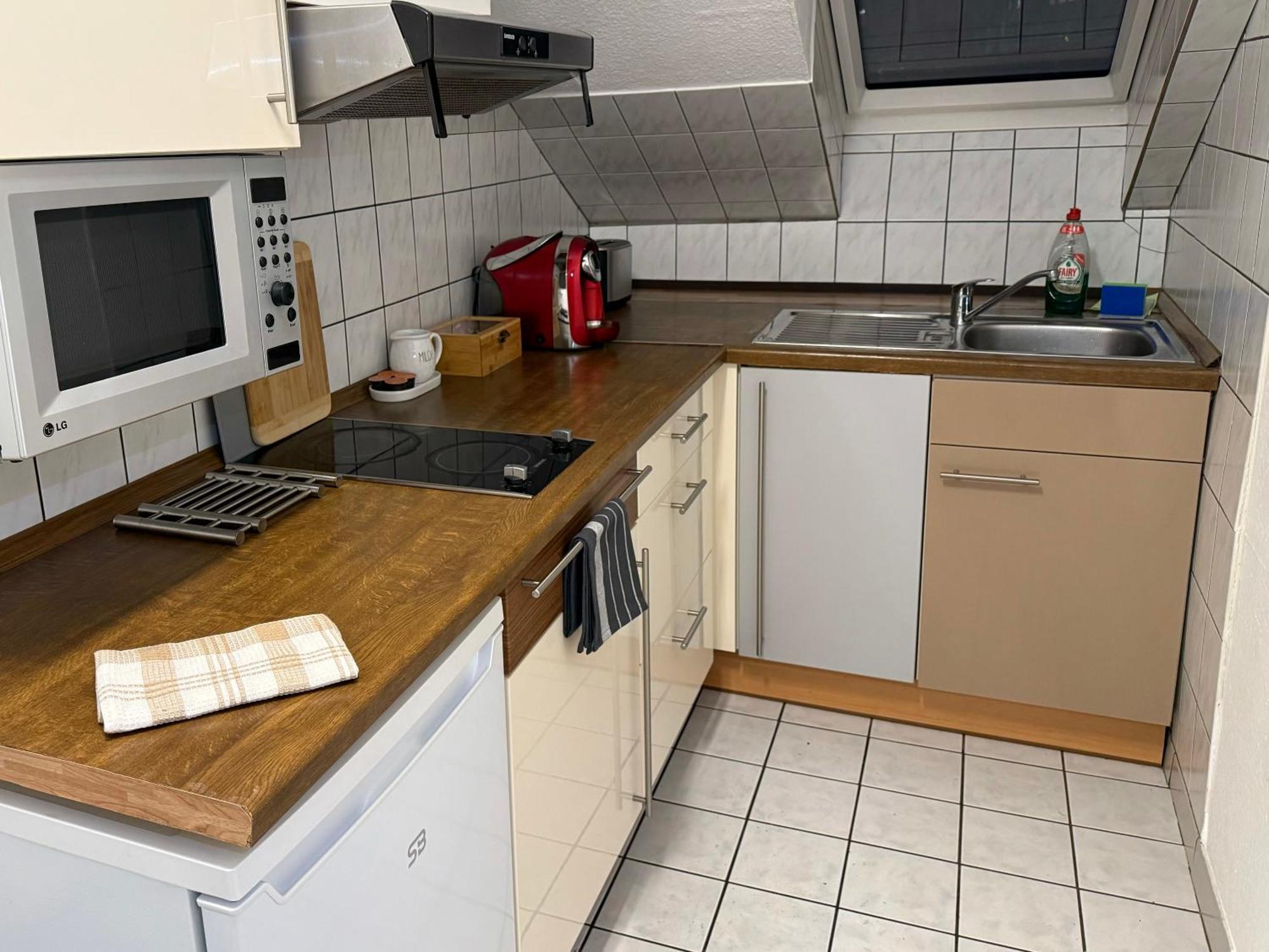 Marienhaus Apartment - Zentral, Parken, Netflix, Kontaktloses Einchecken ヴッパータール エクステリア 写真
